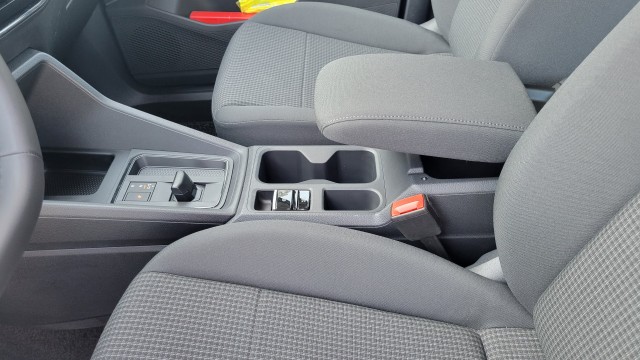 VOLKSWAGEN CADDY MAXI 2.0 TDi BleuMotion Euro 6 geschikt voor 1 rolstoel nieuw leverbaar bij Mobility4all