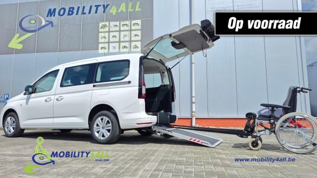 VOLKSWAGEN CADDY MAXI 2.0 TDi BleuMotion Euro 6 geschikt voor 1 rolstoel nieuw leverbaar bij Mobility4all