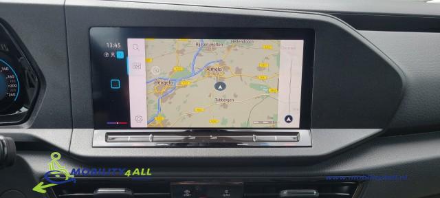 VOLKSWAGEN CADDY MAXI 2.0 TDi BleuMotion Euro 6 geschikt voor 1 rolstoel nieuw leverbaar bij Mobility4all