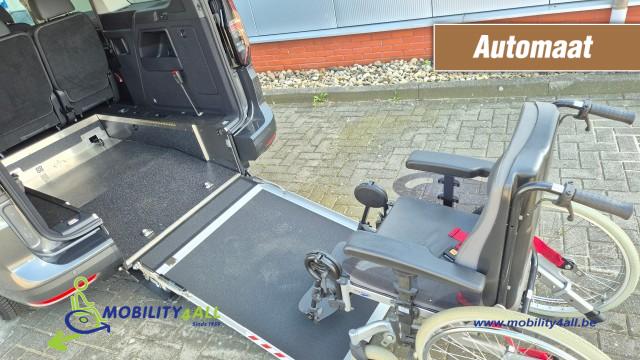 VOLKSWAGEN CADDY MAXI 2.0 TDi BleuMotion Euro 6 geschikt voor 1 rolstoel nieuw leverbaar bij Mobility4all
