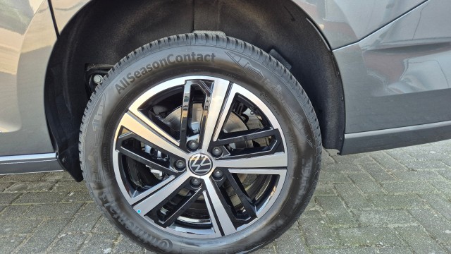 VOLKSWAGEN CADDY MAXI 2.0 TDi BleuMotion Euro 6 geschikt voor 1 rolstoel nieuw leverbaar bij Mobility4all
