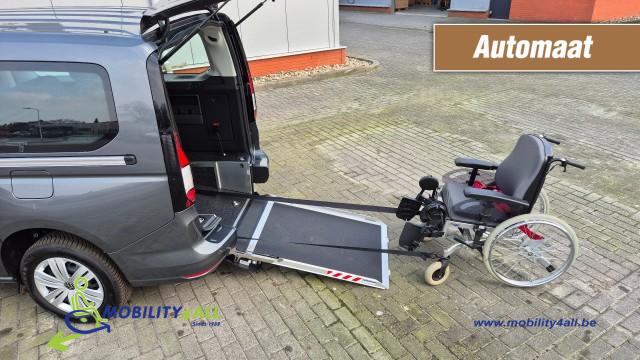 VOLKSWAGEN CADDY MAXI 2.0 TDi BleuMotion Euro 6 geschikt voor 1 rolstoel nieuw leverbaar bij Mobility4all