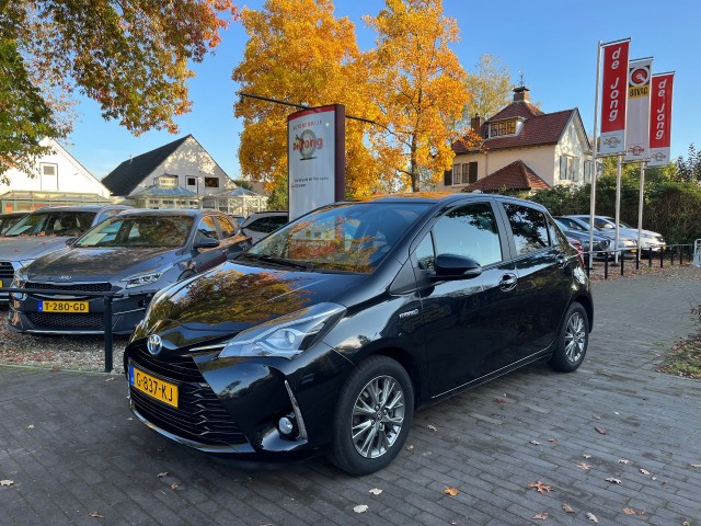 TOYOTA YARIS 1.5 HYBRID DYNAMIC / NAVI-CARPLAY / CAMERA / LM-VELGEN / CRUISE, Autobedrijf de Jong, Helvoirt