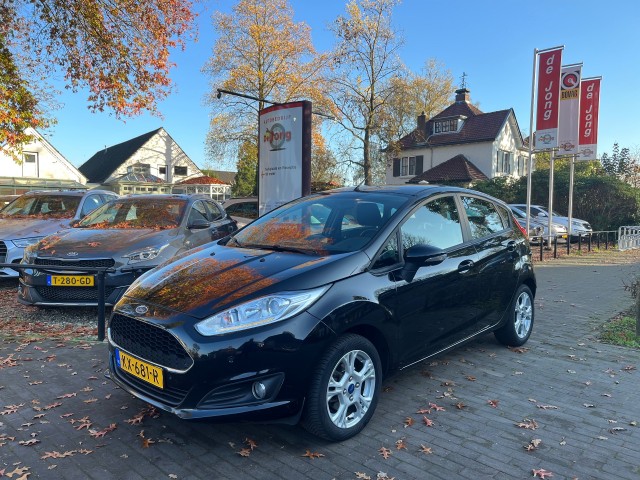 FORD FIESTA 1.0 STYLE ULTIMATE / NAVI / CRUISE CTR. / AIRCO / PDC / LM-VELGE, Autobedrijf de Jong, Helvoirt