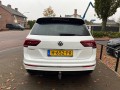 VOLKSWAGEN TIGUAN 1.5 TSI R-LINE AUTOMAAT 150PK / PANODAK, Autobedrijf de Jong, Helvoirt