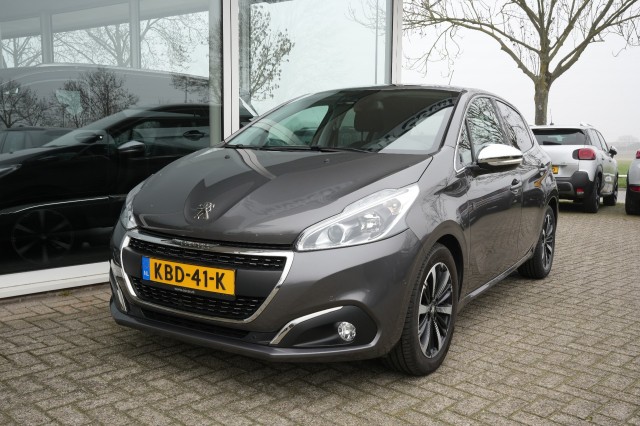 Peugeot 208 - 1.2 PURETECH, PANO, AUTOMAAT. CAMERA,ALL IN PRIJS