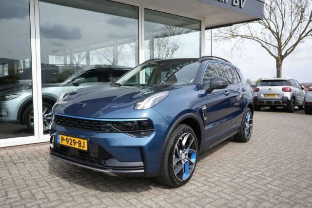 Lynk en co 01 - 1.5 360-ALL IN PRIJS /CAMERA PANO/SCHUIF INFINITY DAB NAVI CARPLAY