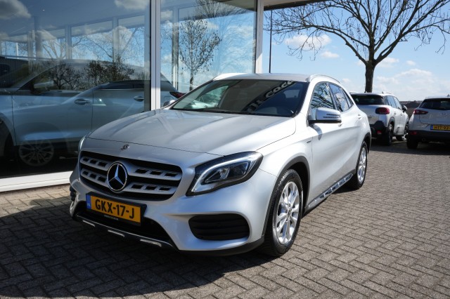 Mercedes-benz Gla-klasse - 180 SPORT EDITION- Leer-Camera-Navi- ALL IN PRIJS