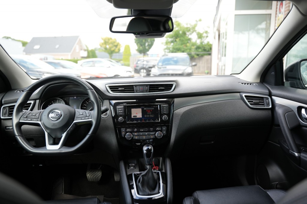 NISSAN, QASHQAI