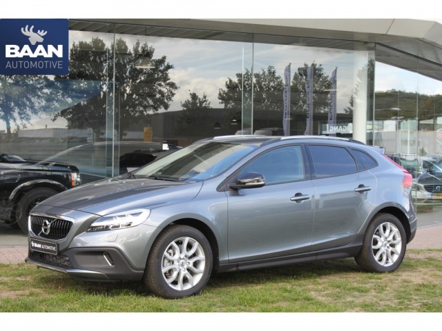 Volvo V40 - Cross Country 2.0 T3 Momentum   LED   Volvo On Call  