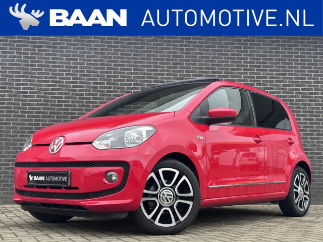 Volkswagen Up - Up! 1.0 high up! BlueMotion   Panoramadak   Navigatie   Airco   