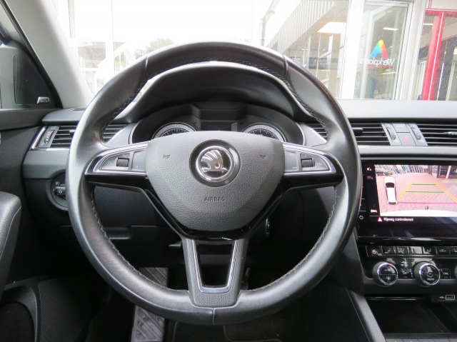 SKODA OCTAVIA Combi 1.0 115pk TSI Greentech Business Edition Plus / Led / Came, Garage Groenouwe, Bathmen