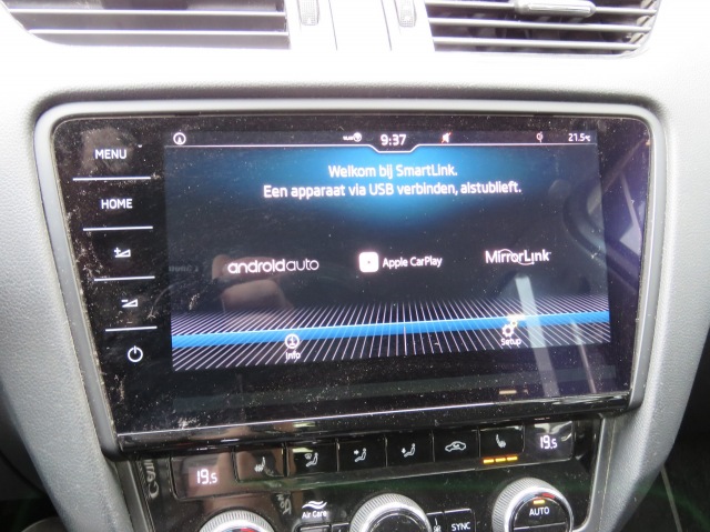 SKODA OCTAVIA Combi 1.0 115pk TSI Greentech Business Edition Plus / Led / Came, Garage Groenouwe, Bathmen