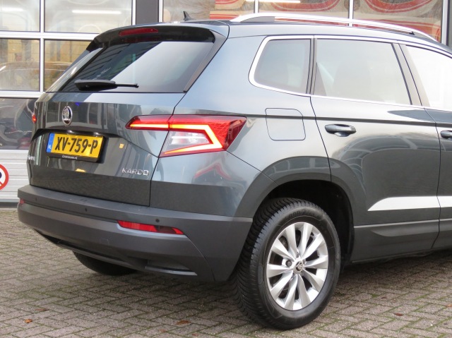 SKODA KAROQ 1.0 TSI 115pk DSG-aut. Clever Edition / Virtual / Navi / BOVAG g, Garage Groenouwe, Bathmen