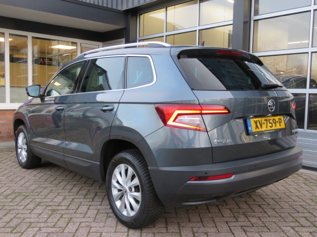 SKODA KAROQ 1.0 TSI 115pk DSG-aut. Clever Edition / Virtual / Navi / BOVAG g, Garage Groenouwe, Bathmen