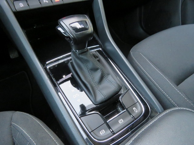 SKODA KAROQ 1.0 TSI 115pk DSG-aut. Clever Edition / Virtual / Navi / BOVAG g, Garage Groenouwe, Bathmen