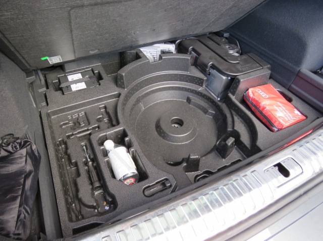 AUDI Q3 SPORTBACK 35 TFSI S Edition S-Tronic / Navi / Led / 18 Inch / BOVAG garant, Garage Groenouwe, Bathmen