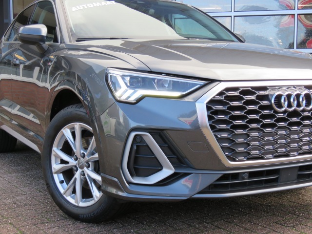 AUDI Q3 SPORTBACK 35 TFSI S Edition S-Tronic / Navi / Led / 18 Inch / BOVAG garant, Garage Groenouwe, Bathmen