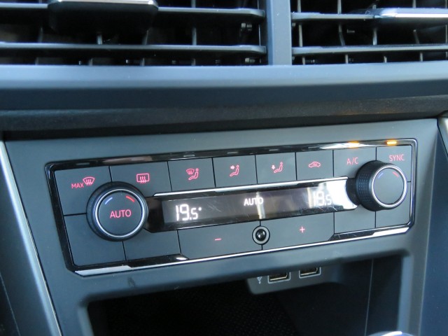 VOLKSWAGEN POLO 1.0 TSI COMF.L. BUS., Garage Groenouwe, Bathmen