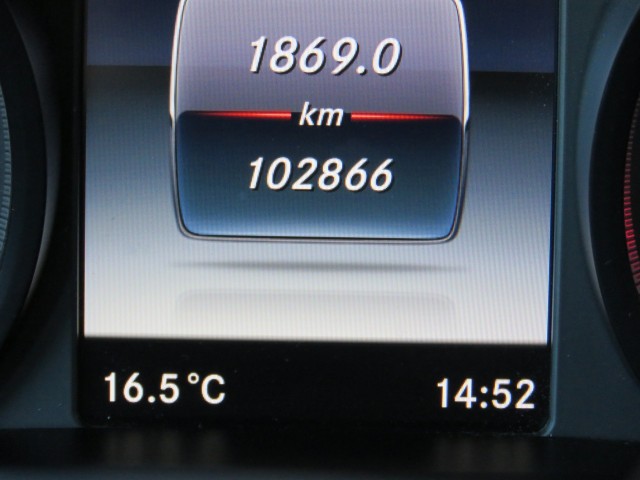 MERCEDES-BENZ C-KLASSE 180 156pk Aut. PRESTIGE / Camera / Leder-stof / Trekhaak / Veel , Garage Groenouwe, Bathmen