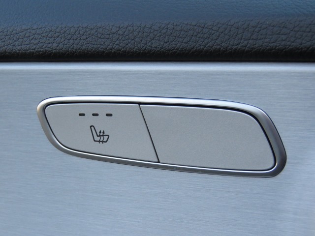 MERCEDES-BENZ C-KLASSE 180 156pk Aut. PRESTIGE / Camera / Leder-stof / Trekhaak / Veel , Garage Groenouwe, Bathmen