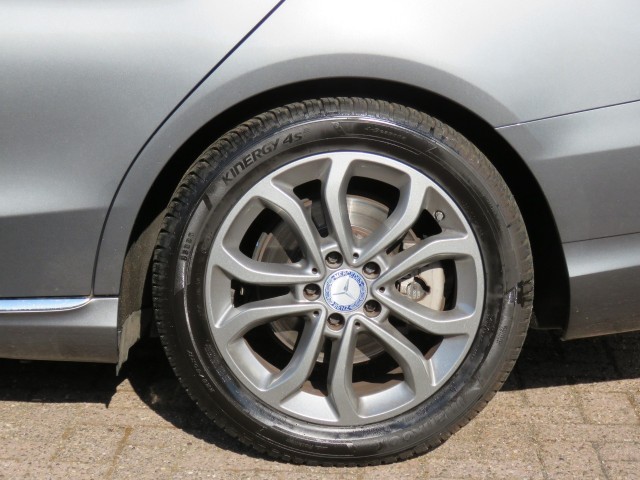 MERCEDES-BENZ C-KLASSE 180 156pk Aut. PRESTIGE / Camera / Leder-stof / Trekhaak / Veel , Garage Groenouwe, Bathmen