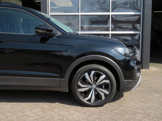 VOLKSWAGEN T-CROSS 1.0 TSI LIFE / 17 Inch / BOVAG garantie, Garage Groenouwe, Bathmen