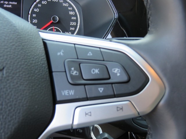 VOLKSWAGEN T-CROSS 1.0 TSI LIFE / 17 Inch / BOVAG garantie, Garage Groenouwe, Bathmen