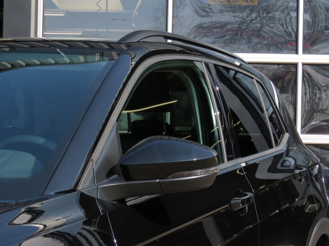 VOLKSWAGEN T-CROSS 1.0 TSI LIFE / 17 Inch / BOVAG garantie, Garage Groenouwe, Bathmen