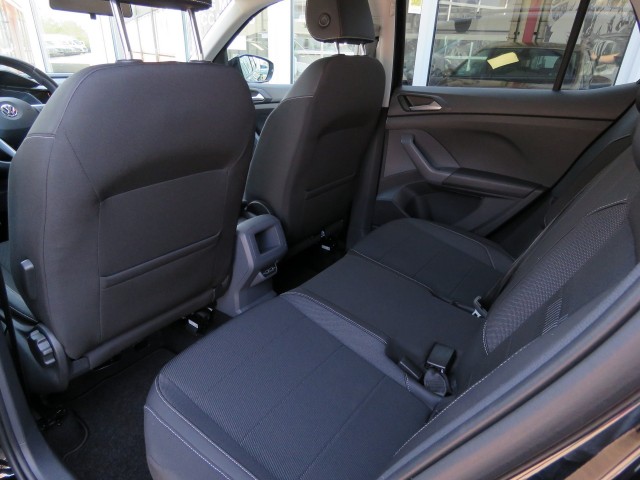 VOLKSWAGEN T-CROSS 1.0 TSI LIFE / 17 Inch / BOVAG garantie, Garage Groenouwe, Bathmen