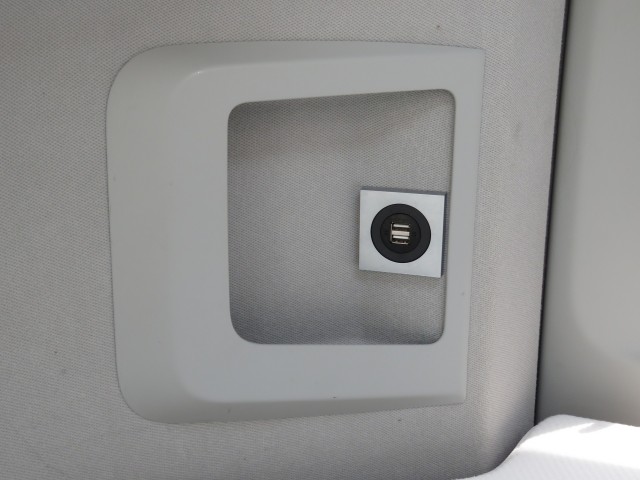 VOLKSWAGEN GRAND CALIFORNIA 600 2.0 Tdi 177pk DSG-aut. / 4-pers / Led / Navi / Stoel-stuurverw. / Camera, Garage Groenouwe, Bath