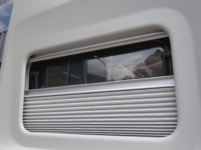 VOLKSWAGEN GRAND CALIFORNIA 600 2.0 Tdi 177pk DSG-aut. / 4-pers / Led / Navi / Stoel-stuurverw. / Camera, Garage Groenouwe, Bath