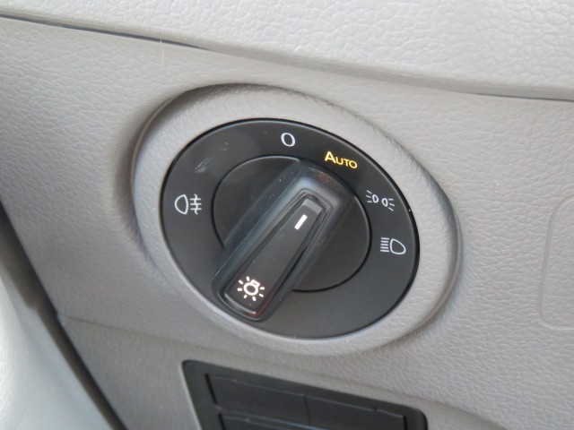 VOLKSWAGEN GRAND CALIFORNIA 600 2.0 Tdi 177pk DSG-aut. / 4-pers / Led / Navi / Stoel-stuurverw. / Camera, Garage Groenouwe, Bath