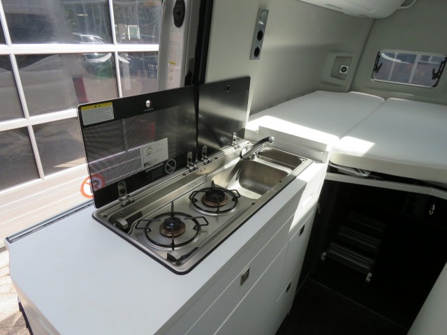 VOLKSWAGEN GRAND CALIFORNIA 600 2.0 Tdi 177pk DSG-aut. / 4-pers / Led / Navi / Stoel-stuurverw. / Camera, Garage Groenouwe, Bath