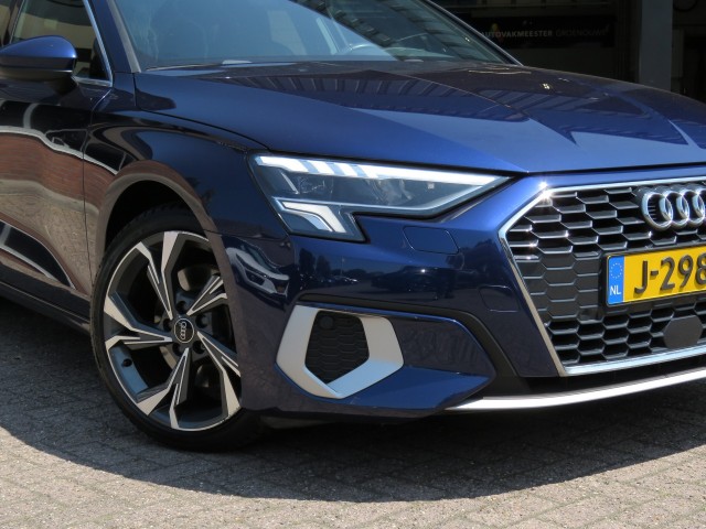AUDI A3 30 TFSI BNS EDITION / Matrix led / 18 Inch / BOVAG garantie, Garage Groenouwe, Bathmen
