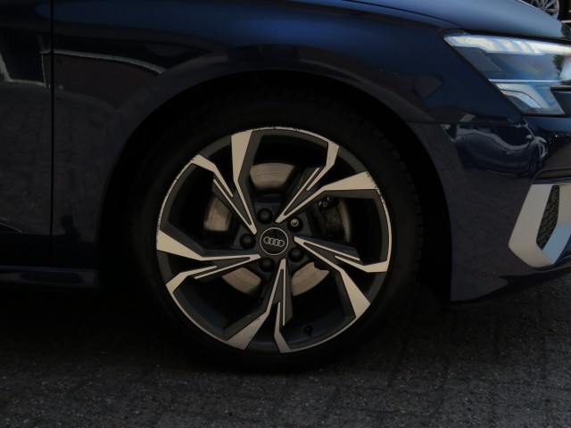 AUDI A3 30 TFSI BNS EDITION / Matrix led / 18 Inch / BOVAG garantie, Garage Groenouwe, Bathmen