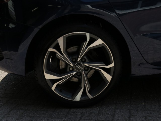AUDI A3 30 TFSI BNS EDITION / Matrix led / 18 Inch / BOVAG garantie, Garage Groenouwe, Bathmen