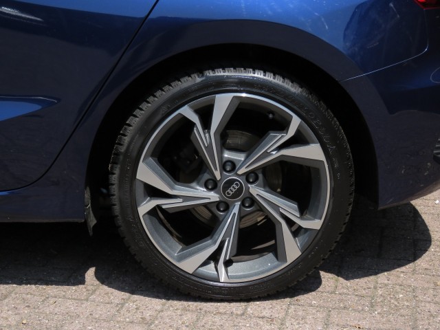 AUDI A3 30 TFSI BNS EDITION / Matrix led / 18 Inch / BOVAG garantie, Garage Groenouwe, Bathmen