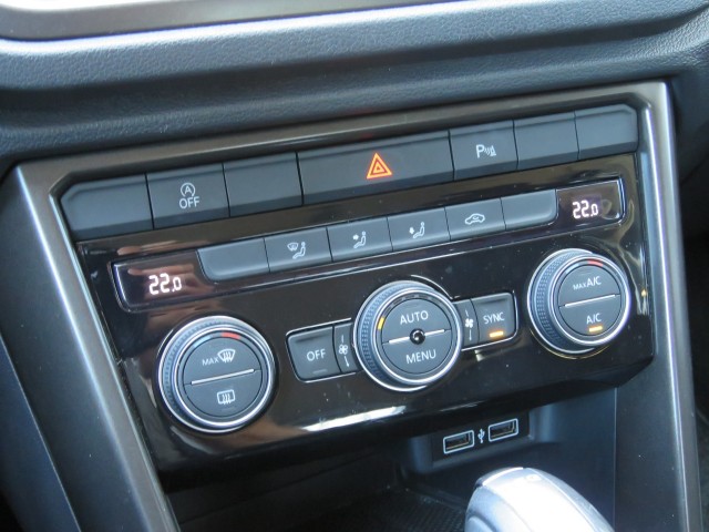 VOLKSWAGEN T-ROC 1.5 TSI STYLE, Garage Groenouwe, Bathmen