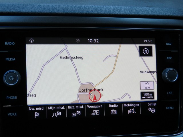 VOLKSWAGEN T-ROC 1.5 TSI STYLE, Garage Groenouwe, Bathmen