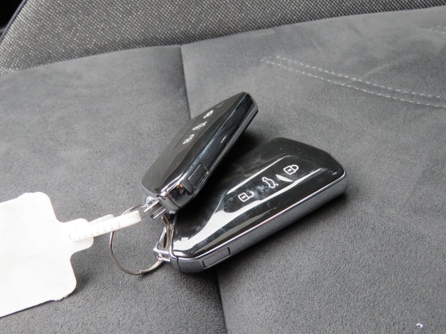 VOLKSWAGEN GOLF 1.5 ETSI 150PK DSG-aut. LIFE EDT. / Open dak / Veel opties / FABIEKS garantie, Garage Groenouwe, Bathmen