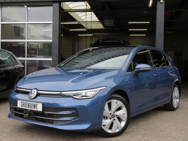 VOLKSWAGEN GOLF 1.5 ETSI 150PK DSG-aut. LIFE EDT. / Open dak / Veel opties / FABIEKS garantie, Garage Groenouwe, Bathmen