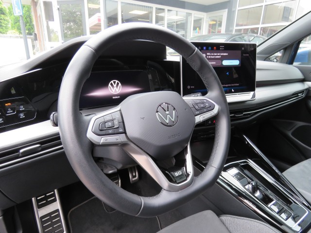 VOLKSWAGEN GOLF 1.5 ETSI 150PK DSG-aut. LIFE EDT. / Open dak / Veel opties / FABIEKS garantie, Garage Groenouwe, Bathmen