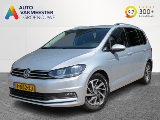Volkswagen Touran - 1.2 TSI CON. SERIES SOUND / Camera / Wegklap.haak / Stoelverwarming / 
