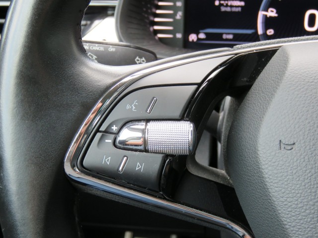 SKODA KAMIQ 1.0 TSI  110pk SPORT BNS / Camera /  Stoelverw / Led / 18 Inch / Clima / BOVAG garantie, Garage Groenouwe, Bathmen