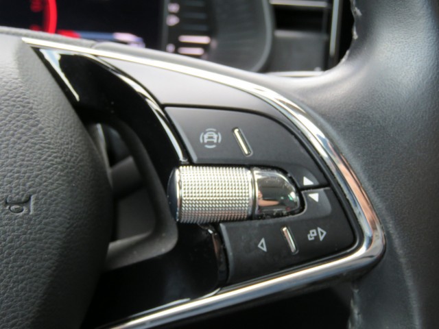 SKODA KAMIQ 1.0 TSI  110pk SPORT BNS / Camera /  Stoelverw / Led / 18 Inch / Clima / BOVAG garantie, Garage Groenouwe, Bathmen