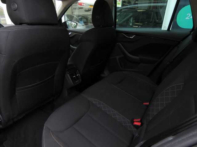 SKODA KAMIQ 1.0 TSI  110pk SPORT BNS / Camera /  Stoelverw / Led / 18 Inch / Clima / BOVAG garantie, Garage Groenouwe, Bathmen