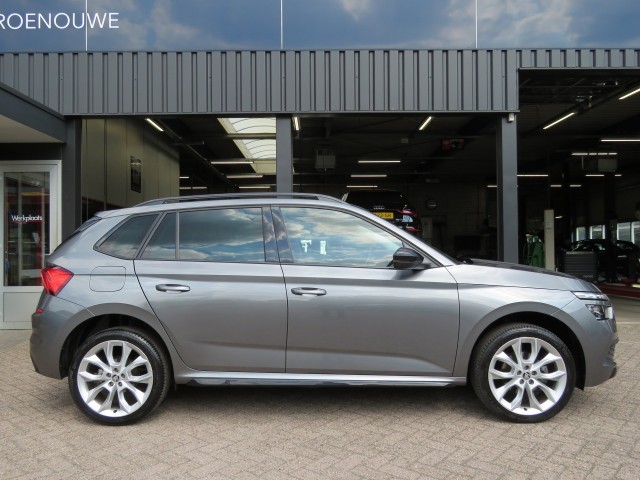 SKODA KAMIQ 1.0 TSI  110pk SPORT BNS / Camera /  Stoelverw / Led / 18 Inch / Clima / BOVAG garantie, Garage Groenouwe, Bathmen