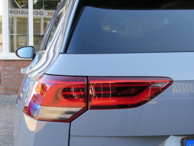 VOLKSWAGEN GOLF 1.0 ETSI LIFE, Garage Groenouwe, Bathmen