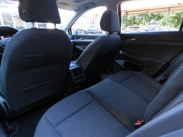 VOLKSWAGEN GOLF 1.0 ETSI LIFE, Garage Groenouwe, Bathmen